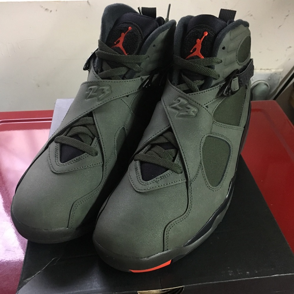 DS Air Jordan Retro VIII sequoia sz 11